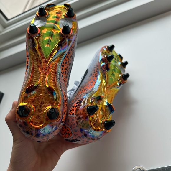 Nike Zoom Mercurial Vapor 16 Elite Soft Ground Pro ‘Electric Pack’ Cleats - Picture 6 of 12